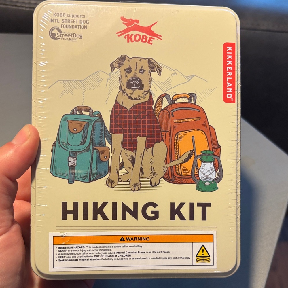 Kikkerland Hiking Kit with Dog and Backpack Design